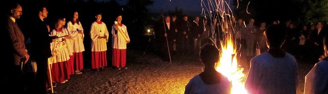 GESEGNET wurde in der Osternacht vom P... sterliche Auferstehungsfeier beging.  | Foto: Reiner Merz