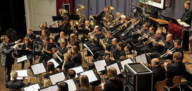 Ein beraus gelungenes Zusammenspiel d...ikerinnen und Musiker zweier Vereine.   | Foto: wolfgang knstle