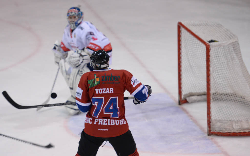 EHC Freiburg gewinnt gegen die Selber Wlfe mit 8:5.