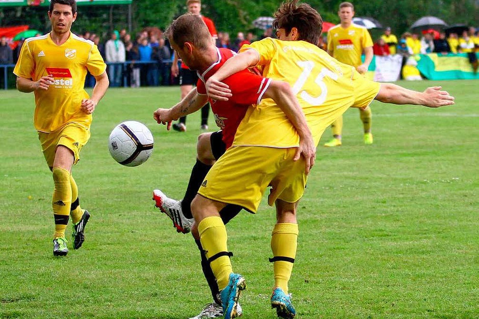 Der Pokaltriumph des SC Orschweier. (Foto: Peter Aukthun-Goermer) Der Pokaltriumph des SC Orschweier. (Foto: Peter Aukthun-Goermer)