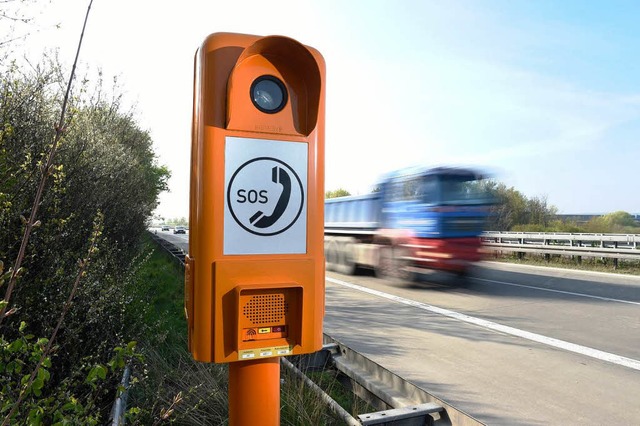 Helfer in der Not: Notrufsule an der Autobahn.  | Foto: dpa