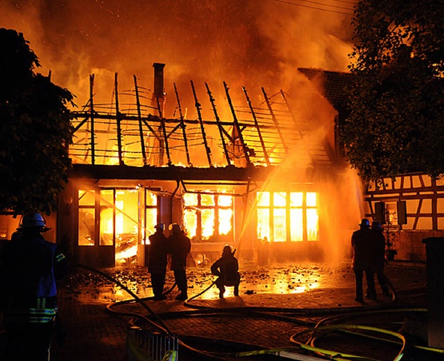 Der verheerende Brand in Neuried-Altenheim.  | Foto: dpa