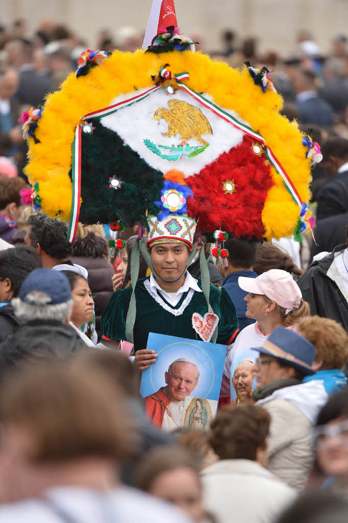 Hunderttausende Katholiken feiern den 