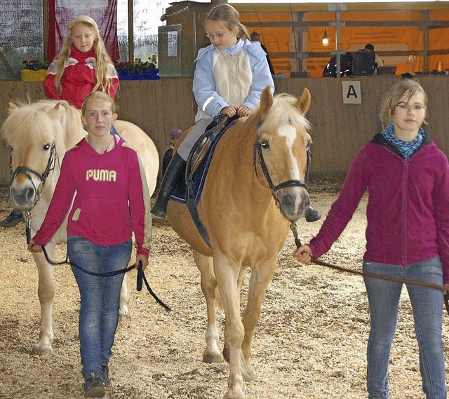 Am traditionellen Pferdemarkt in Birke...m geliebten Vierbeiner nherzukommen.   | Foto: privat