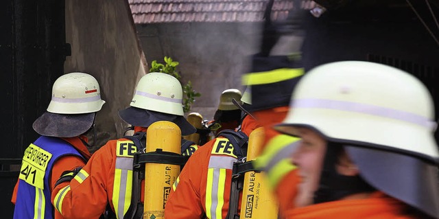 Bei der bung im historischen Ortskern Bahlingens ging es eng zu.   | Foto: Christiane Franz