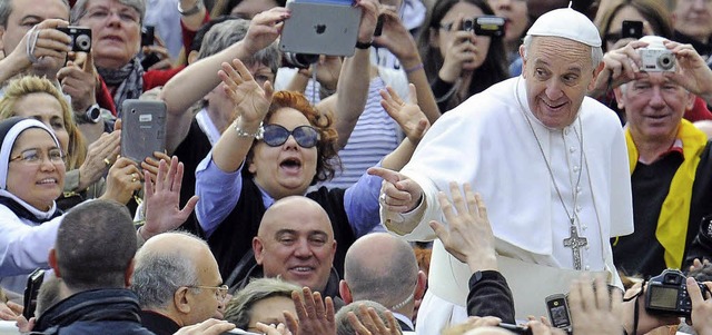 &#8222;Ich bin froh, dass wir so einen...ger Geistliche ber Papst Franziskus.   | Foto: dpa