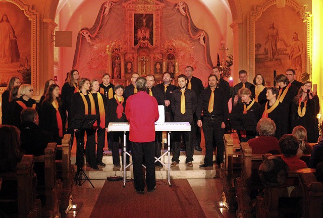 Der Gospelchor &#8222;Stimmen-Los&#822...Snger ins Finale des SWR4-Chorduells.  | Foto: Ulrike Spiegelhalter