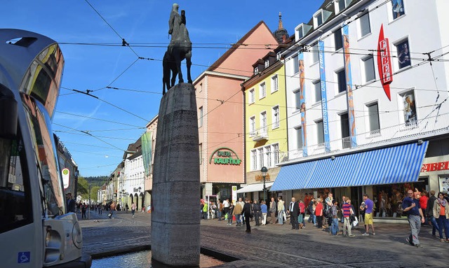 Ein buntes Programm fr Jung und Alt gibt&#8217;s am Samstag in der Stadt.   | Foto: Anita Fertl