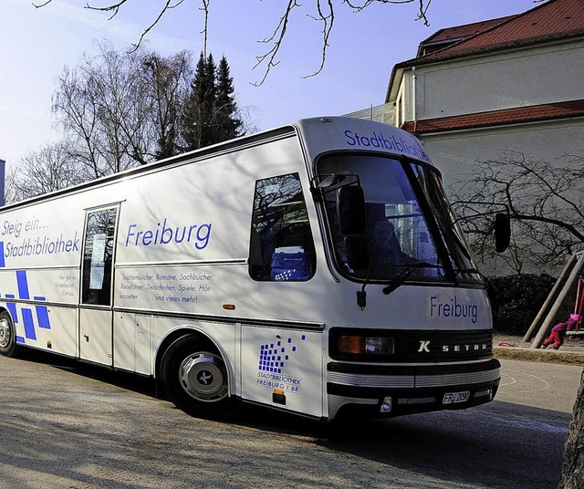 Hin  und weg: Der Freiburger Bcherbus...n Einsatzgebiet vor Zadar in Kroatien.  | Foto: Fotos: Ingo Schneider/Stadt Freiburg