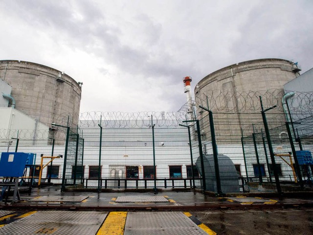 Angeblich unbedenklich: Das Atomkraftwerk Fessenheim  | Foto: AFP