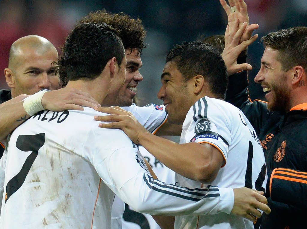 Real Madrid verteidigte gut - und war mit Kontern stets gefhrlich. Bayern probierte viel, aber es gelang wenig. Ein enttuschender Abend.