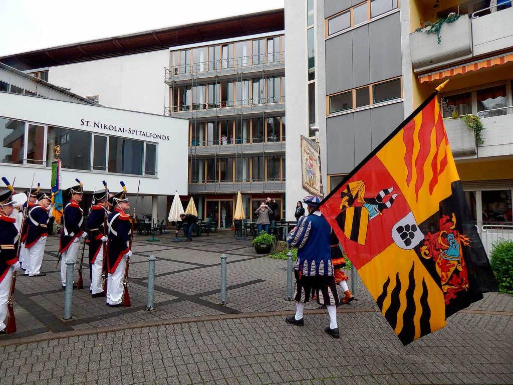 Einmarsch am Alten- und Pflegeheim St. Nikolai.