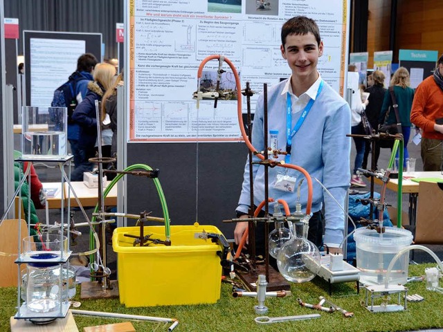 Aufwndige Versuchsanordnungen  brauch...halb wird es im Phaenovum langsam eng.  | Foto: Felix Held