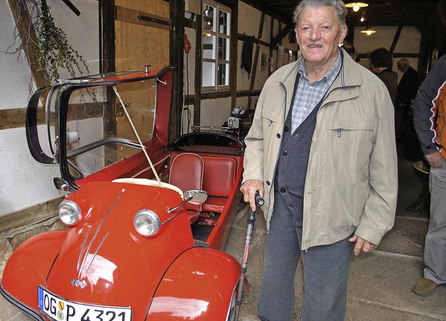 Hugo Kuderer aus Ebersweier mit einem ...iegsversehrte aus der Nachkriegszeit. | Foto: Robert Ullmann Hugo Kuderer aus Ebersweier mit einem ...iegsversehrte aus der Nachkriegszeit. | Foto: Robert Ullmann