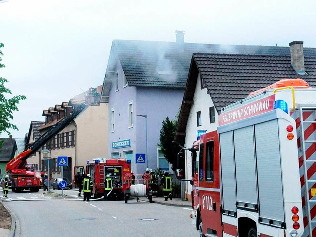 Kchenbrand in der Ottenheimer Strae in Nonnenweier  | Foto: WOLFGANG KUENSTLE               