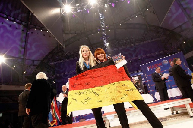 Vize-Weltmeisterin als Friseurin wurde...tschen Team bei der WM in Frankfurt.    | Foto: Rene Siciliano