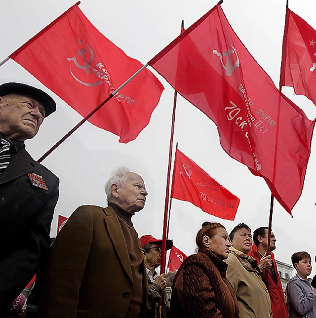 Prorussische Demonstration  in Lugansk  | Foto: dpa