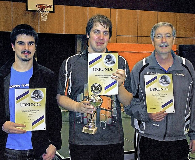 Die Stadtmeister 2014 des Tischtennisc...rstall (1. Platz), Christoph Kopf (2.)  | Foto: Kriegl