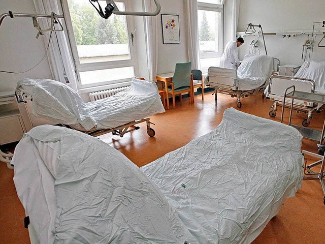Leere Betten im Krankenhaus sind teuer...te diese Situation die Ausnahme sein.   | Foto: DPA