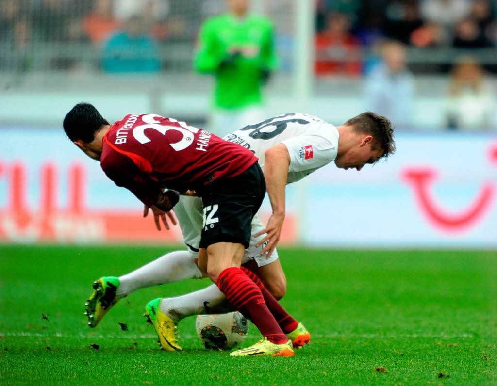 Der Sportclub verliert in Hannover und bleibt erstklassig.