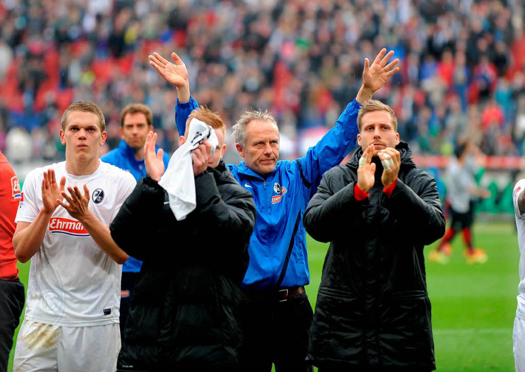 Der Sportclub verliert in Hannover und bleibt erstklassig.