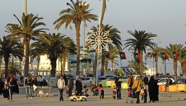 Die libysche Flagge ist allgegenwrtig...8222;Grnen Platz&#8220; in Tripolis.   | Foto: Fotos: privat