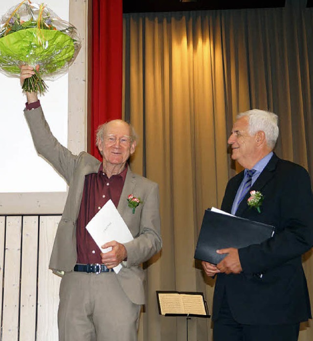 Preistrger Franz Hohler (links) mit Justizminister Rainer Stickelberger   | Foto: Silke Hartenstein