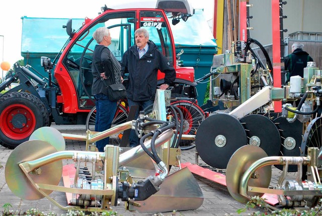 Auch landwirtschaftliche Maschinen kon...ei der Gewerbeschau besichtigt werden.  | Foto: Benjamin Bohn