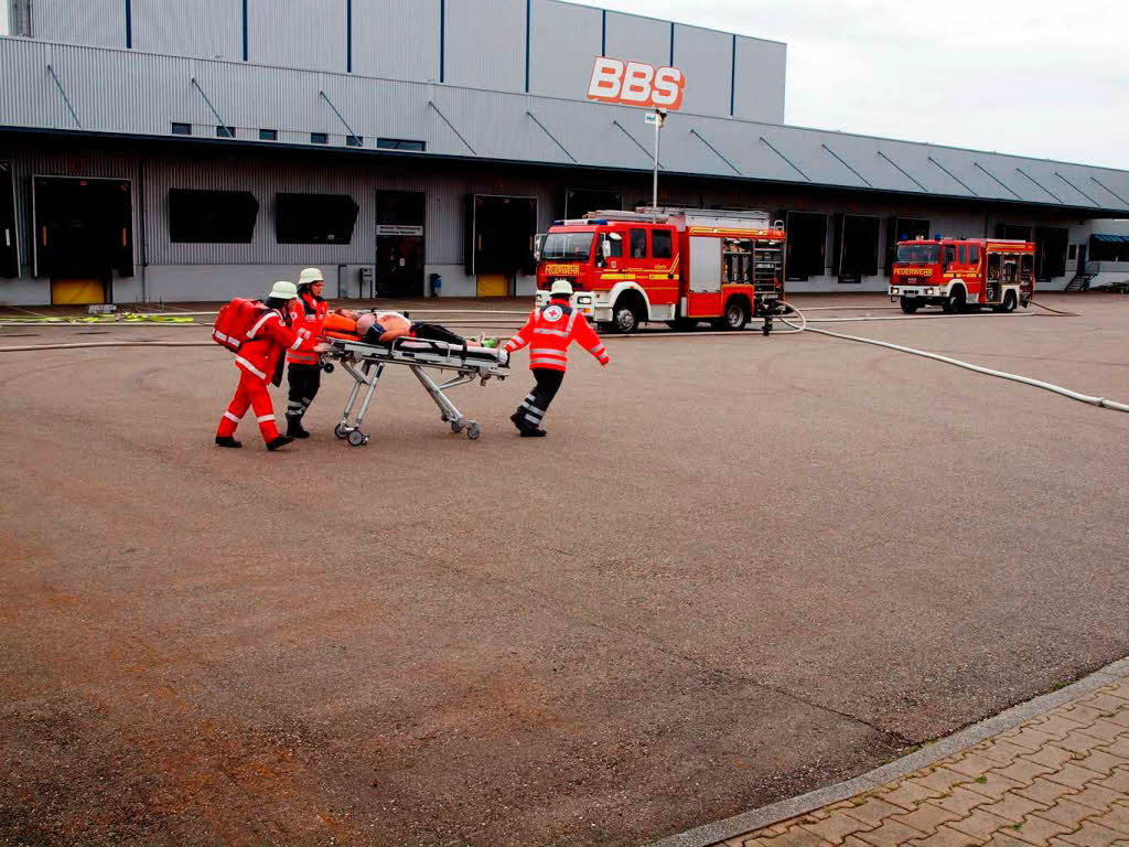 Auf dem Weg zum Rettungswagen