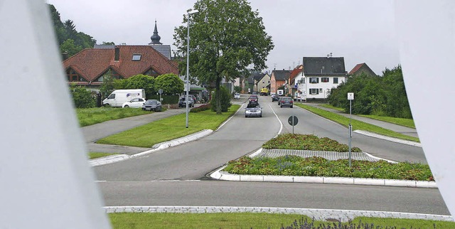 Die Umgestaltung des nrdlichen  Ortse...kehrssituation an der Ortsdurchfahrt.   | Foto: heidi Fssel