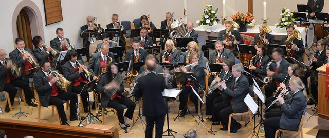 Zum 16. Male in Folge gestaltete der M...r Petruskirche ein Muttertagskonzert.   | Foto: Georg Diehl