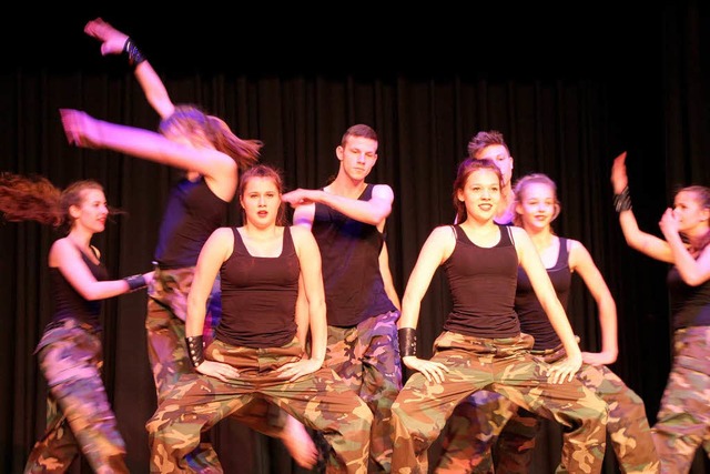 Tanzgruppe aus dem Geschwister-Scholl-Gymnasium.  | Foto: Stefanie Sigmund