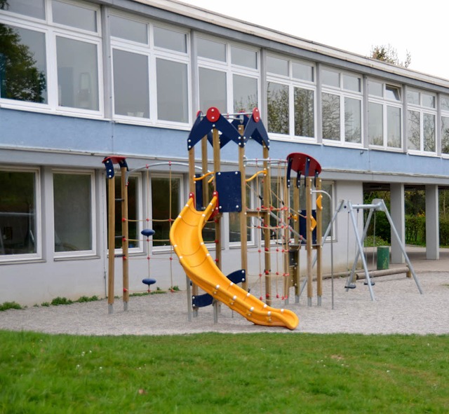Ein neues, altersgerechtes Spielgert ...ele-Schule in Badenweiler steht schon.  | Foto: Sigrid Umiger
