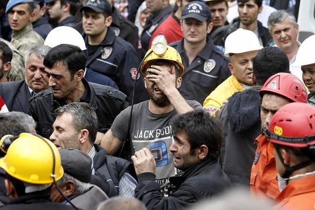 Grubenunglck schockt das ganze Land - Wut auf Erdogan