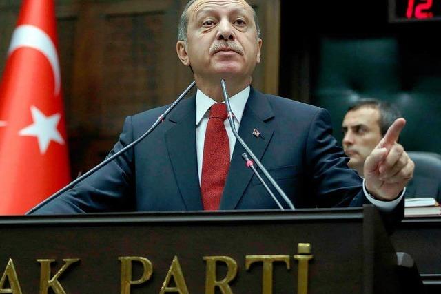 Wut nach Grubenunglck wchst – Erdogan-Berater tritt um sich