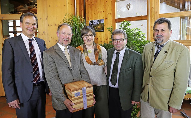 Abschied (von links):   Landrat Frank ...lae vom Regierungsprsidium Freiburg   | Foto: landratsamt