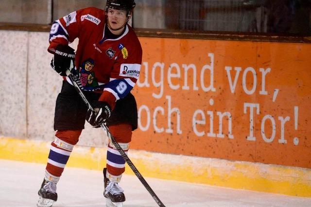 Niko Linsenmaier verlngert beim EHC Freiburg