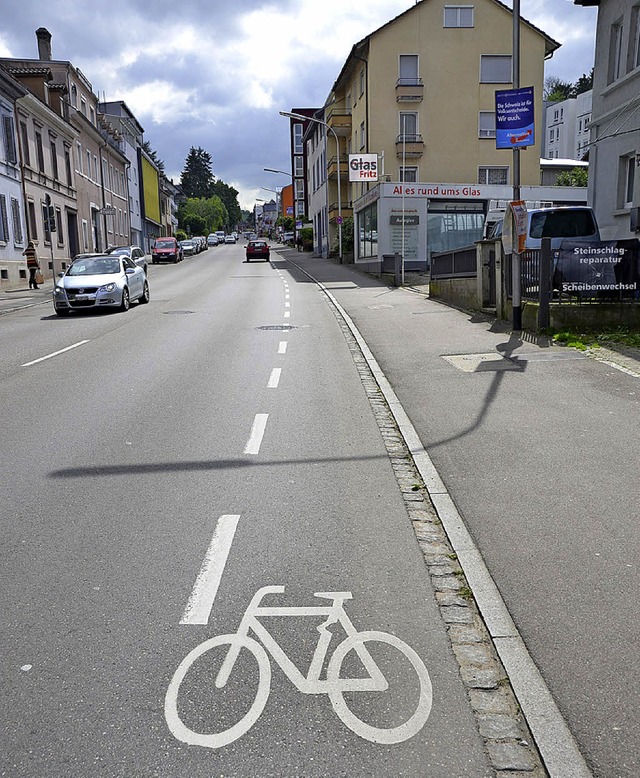 Neuer Fahrradstreifen an der Wallbrunnstrae.   | Foto: Laura Lehmann