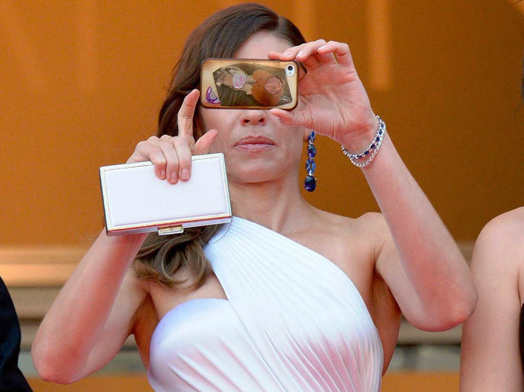 Hilary Swank will den Moment festhalten.