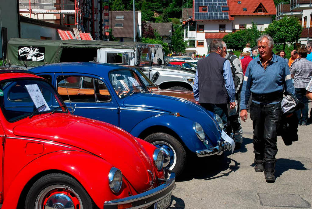 Etwa 230 Oldtimer-Traktoren und einige Autos und Motorroller glnzten am Sonntag, 18. Mai 2014, um die Wette.