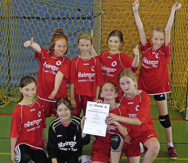 Die Siegerinnen im Handball auf Kreisebene   | Foto: (2) schule