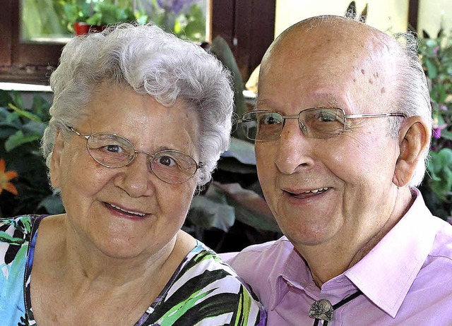 Seit 60 Jahren ein Ehepaar: Johanna und Bernhard Stulz   | Foto: Ulrike Hiller