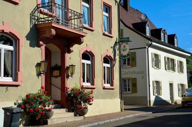 Ein stattliches Anwesen, der &#8222;Markgrfler Hof&#8220; in Efringen-Kirchen.  | Foto: Marco Schopferer