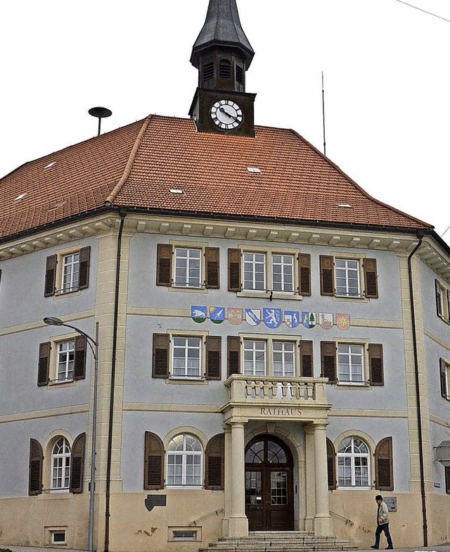 Im Rathaus laufen am Sonntagabend und ... zur Gemeinderats- und Kreistagswahl.   | Foto: BZ