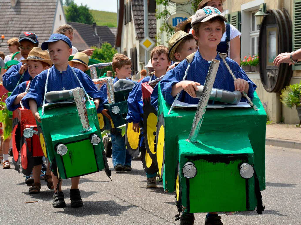 Rund 800 Teilnehmer waren beim groen Jubilumsumzug der WG Wolfenweiler auf den Beinen.