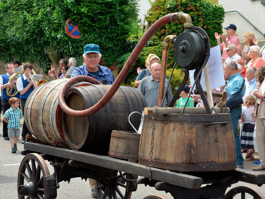 Rund 800 Teilnehmer waren beim groen Jubilumsumzug der WG Wolfenweiler auf den Beinen.