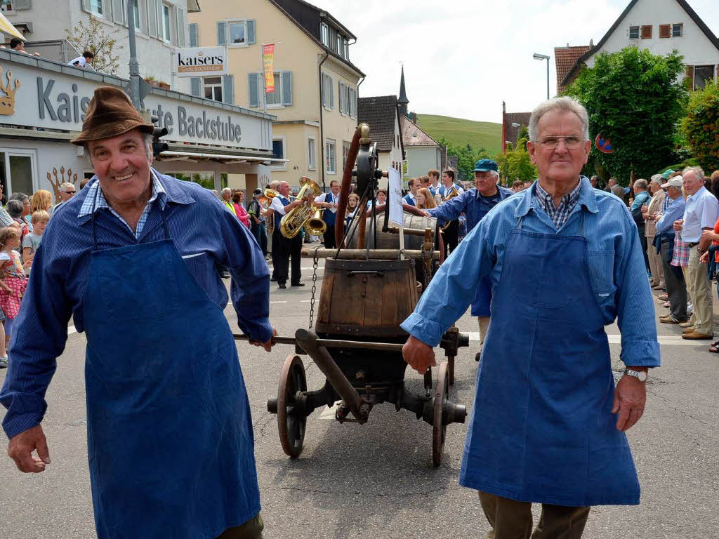 Rund 800 Teilnehmer waren beim groen Jubilumsumzug der WG Wolfenweiler auf den Beinen.