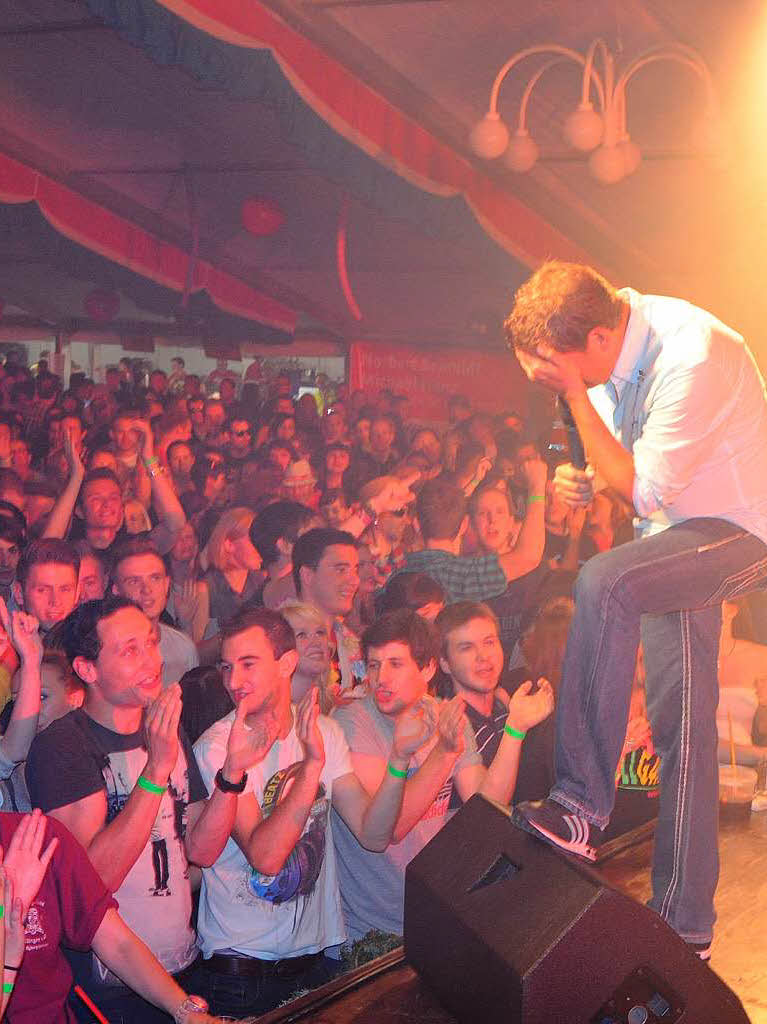 Impressionen vom viertgigen Fest der Freiwilligen Feuerwehr, Abteilung Nollingen.