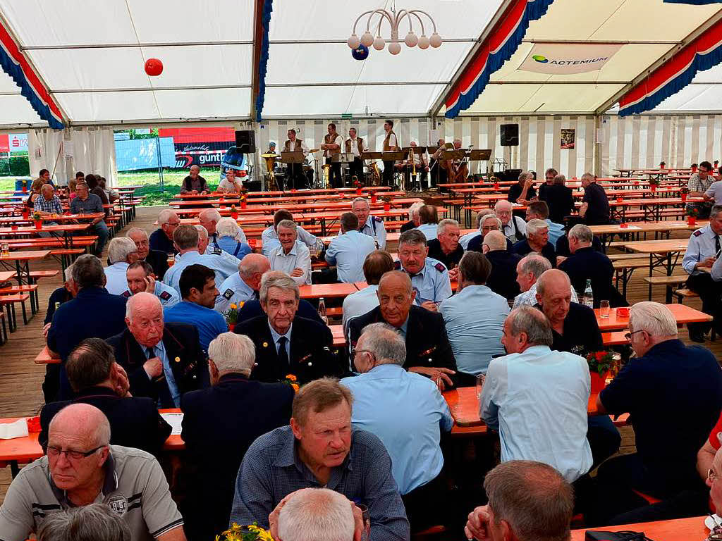 Impressionen vom viertgigen Fest der Freiwilligen Feuerwehr, Abteilung Nollingen.
