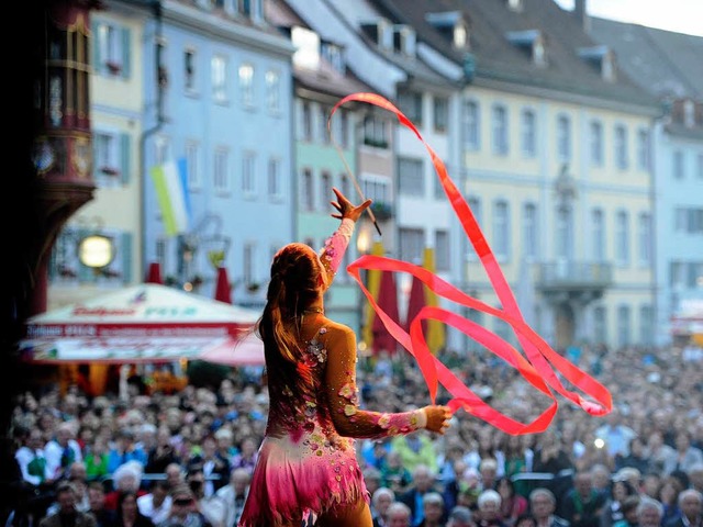 Das Landesturnfest zieht etwa 18.000 T...urde am Mittwochabend pomps erffnet.  | Foto: Thomas Kunz